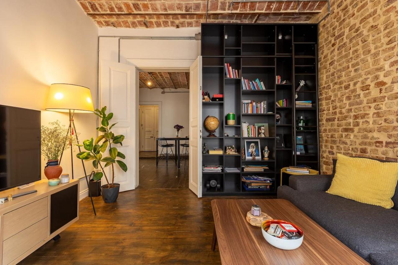 Renovated Apartment At The Heart Of Istanbul With Huge Terrace Exterior photo